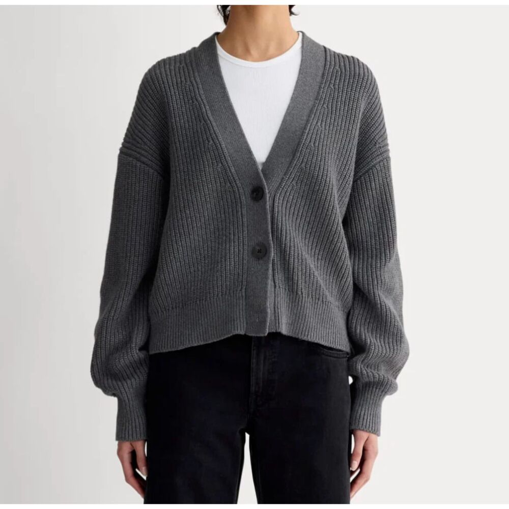 Everlane The Boxy Cardigan in Everyday Cotton - Picture 4 of 7